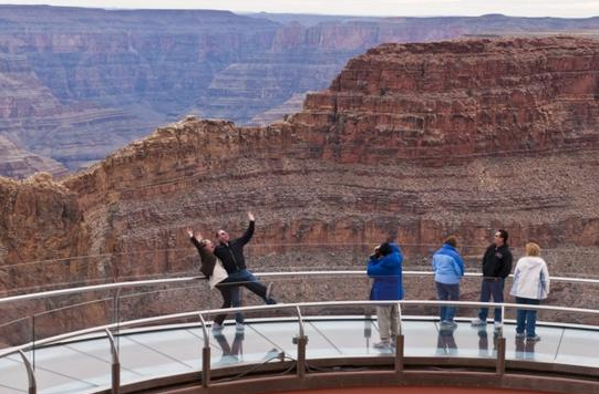 美国西部大峡谷空中走廊