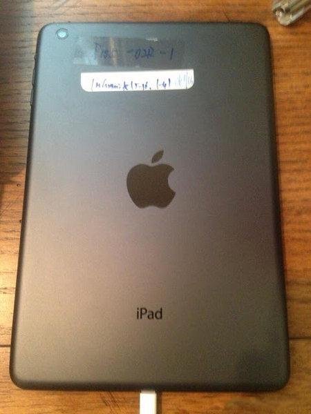 疑似iPad 5工程样机曝光 放大版iPad mini