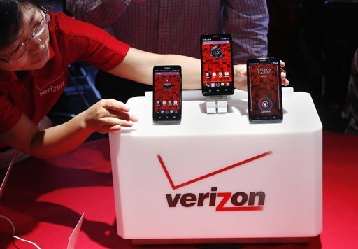  Verizon无线将发售三款摩托罗拉移动Droid手机