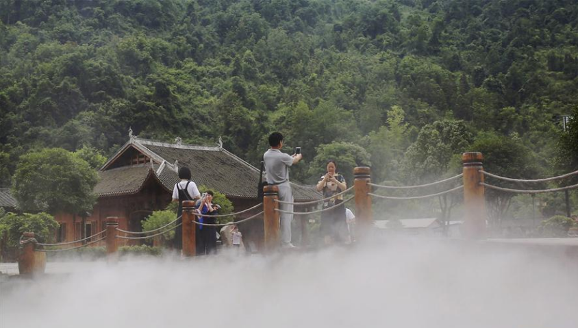 张家界景区喷雾