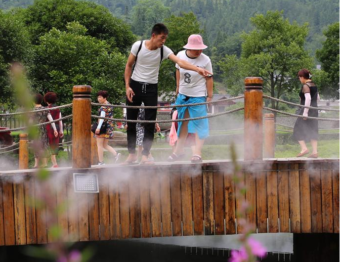 张家界景区喷雾